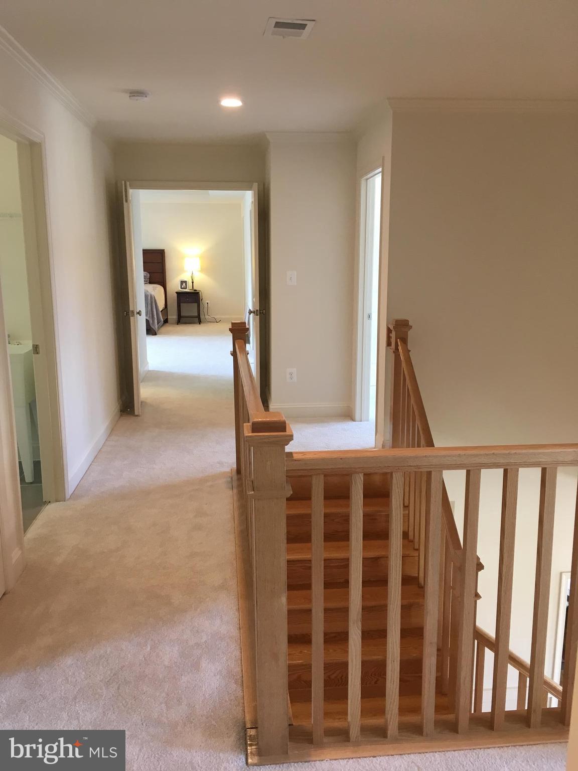 VALLEY VIEW ESTATES - Residential Lease