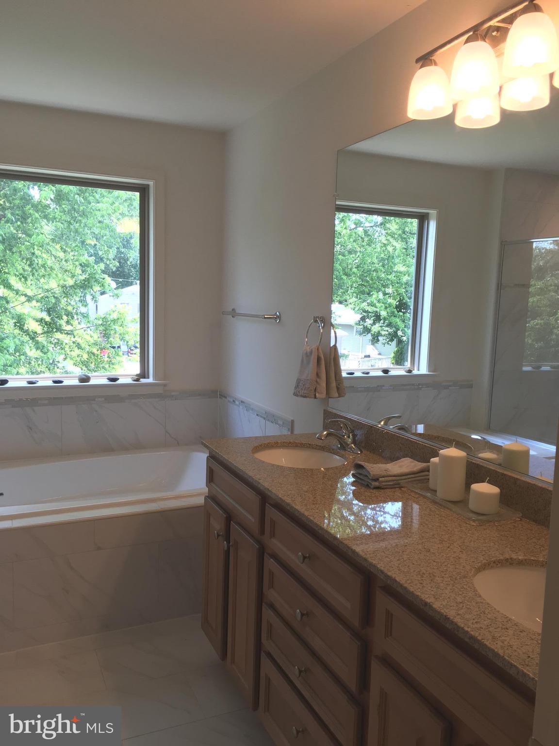 VALLEY VIEW ESTATES - Residential Lease