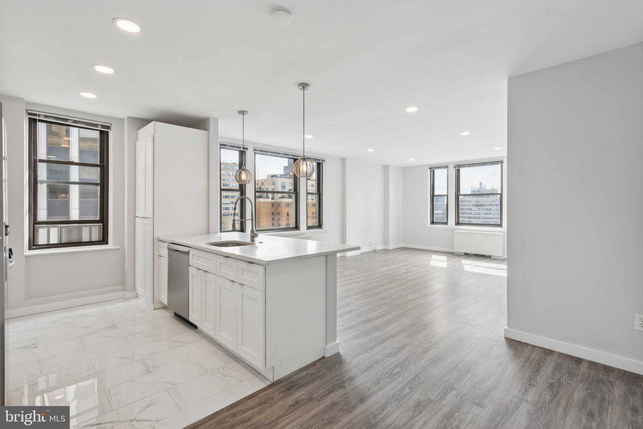 RITTENHOUSE SQUARE - Residential Lease