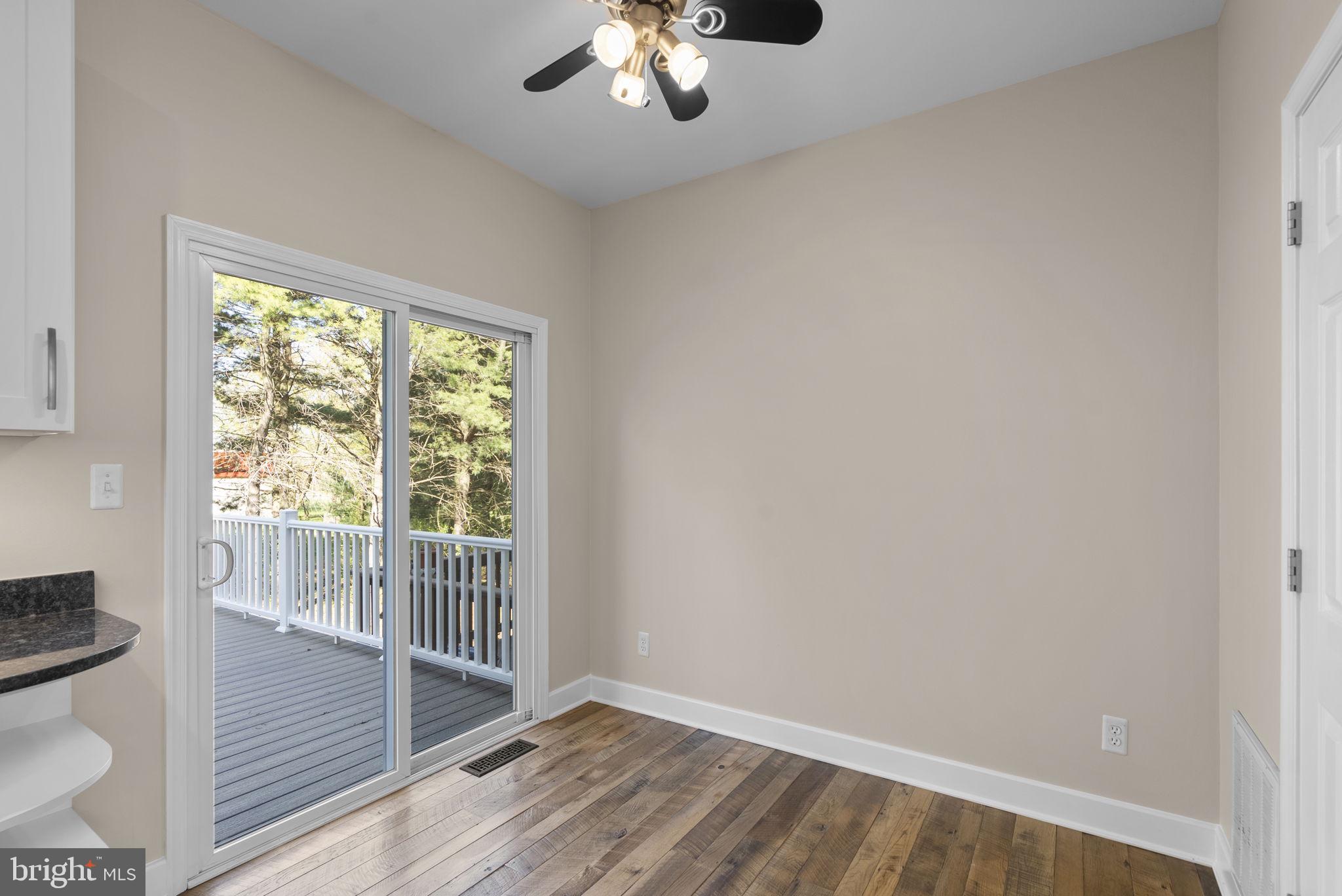 RIDGE COMMONS - Residential