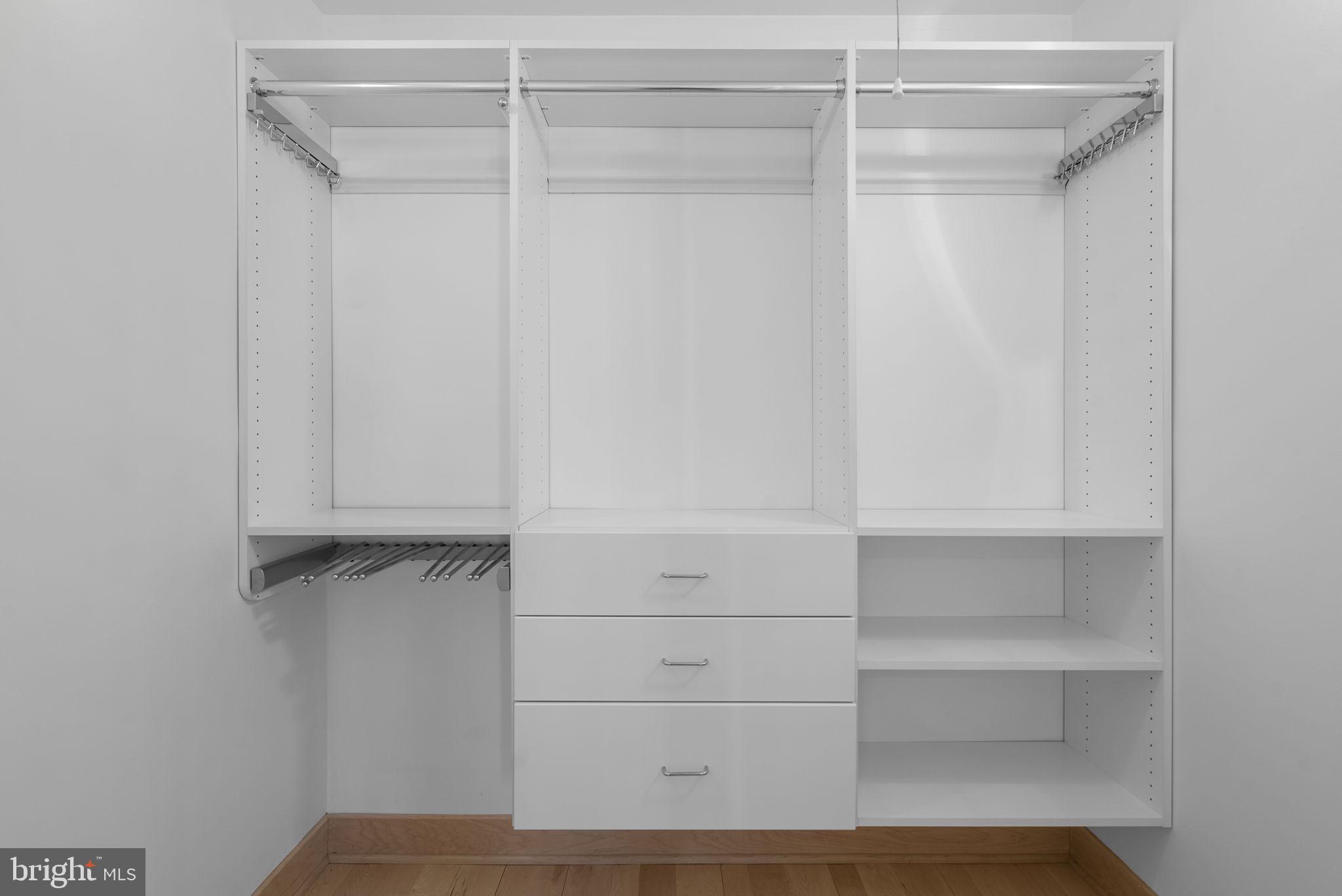 RIDGE COMMONS - Residential