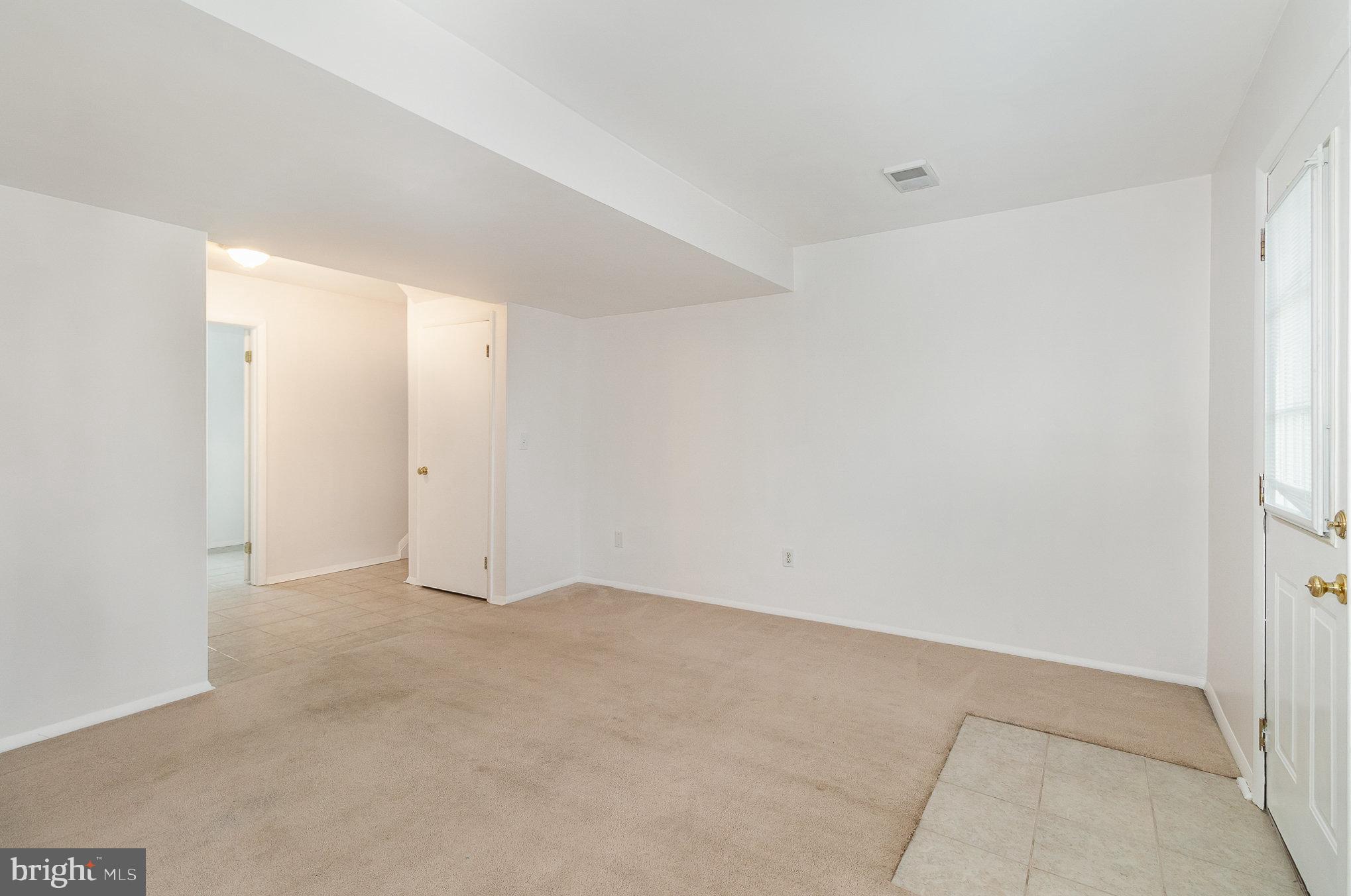 ROLLING RIDGE - Residential