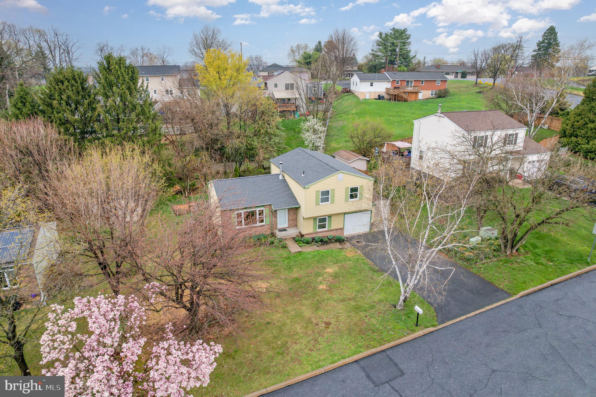 ROLLING RIDGE - Residential