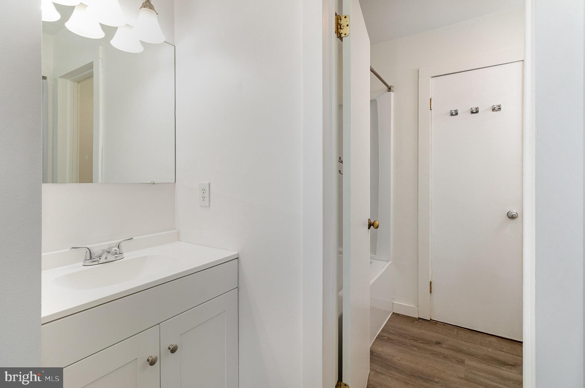 ROLLING RIDGE - Residential