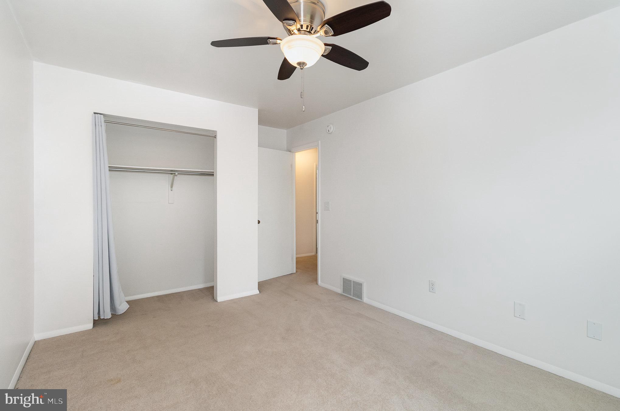 ROLLING RIDGE - Residential