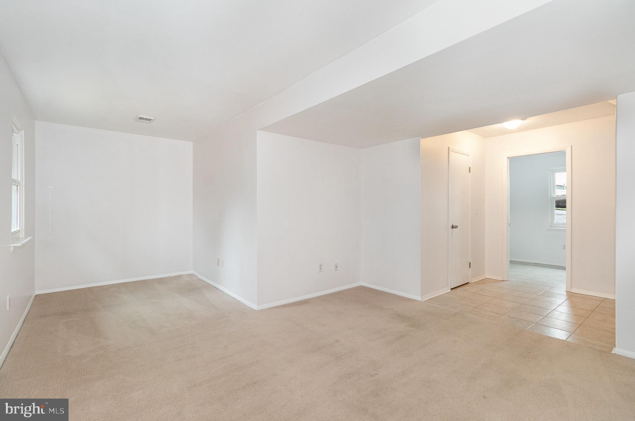 ROLLING RIDGE - Residential