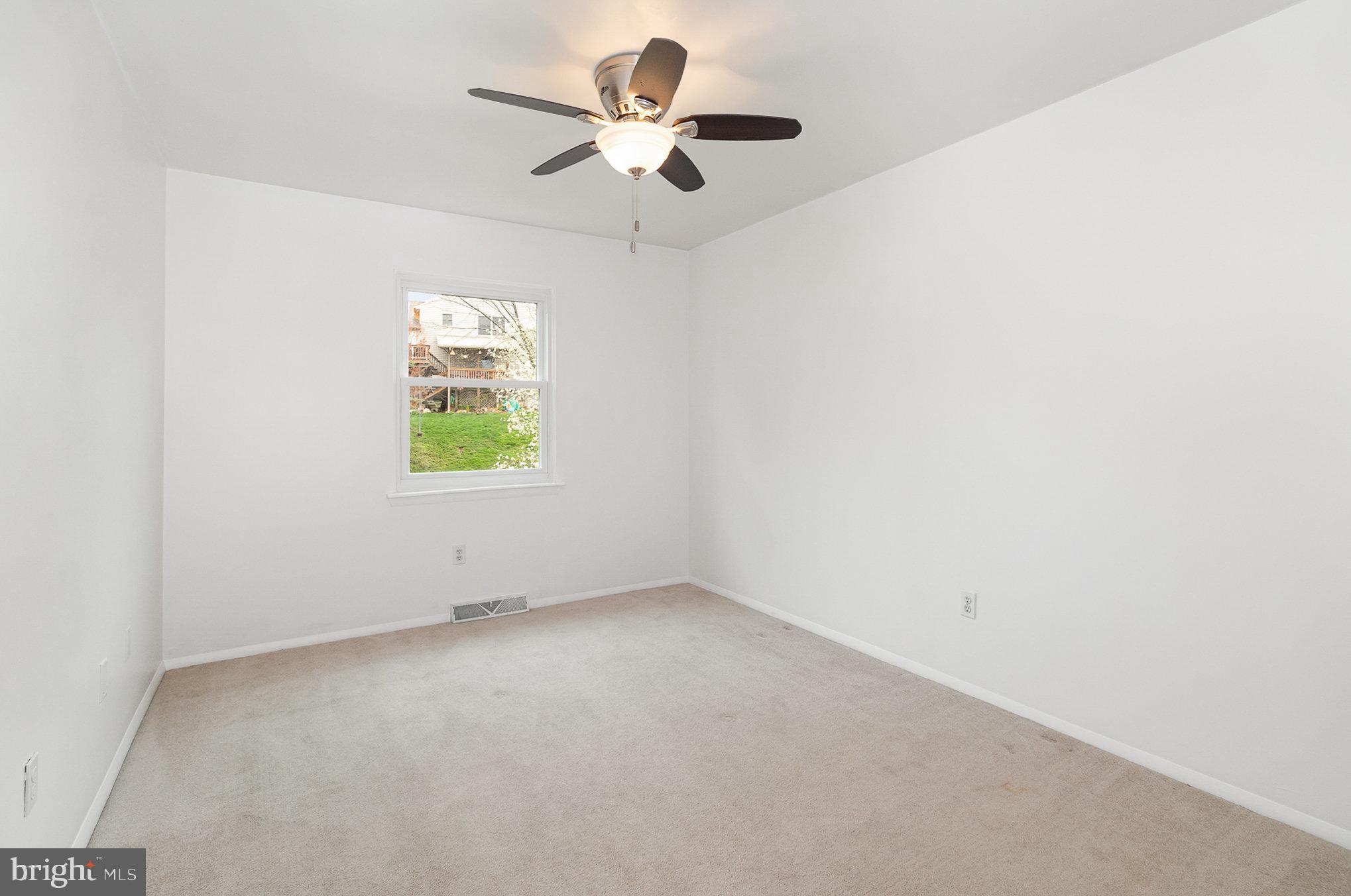 ROLLING RIDGE - Residential