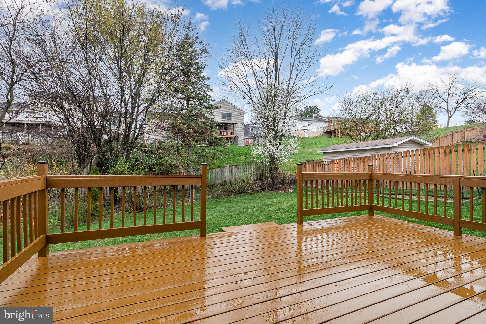 ROLLING RIDGE - Residential