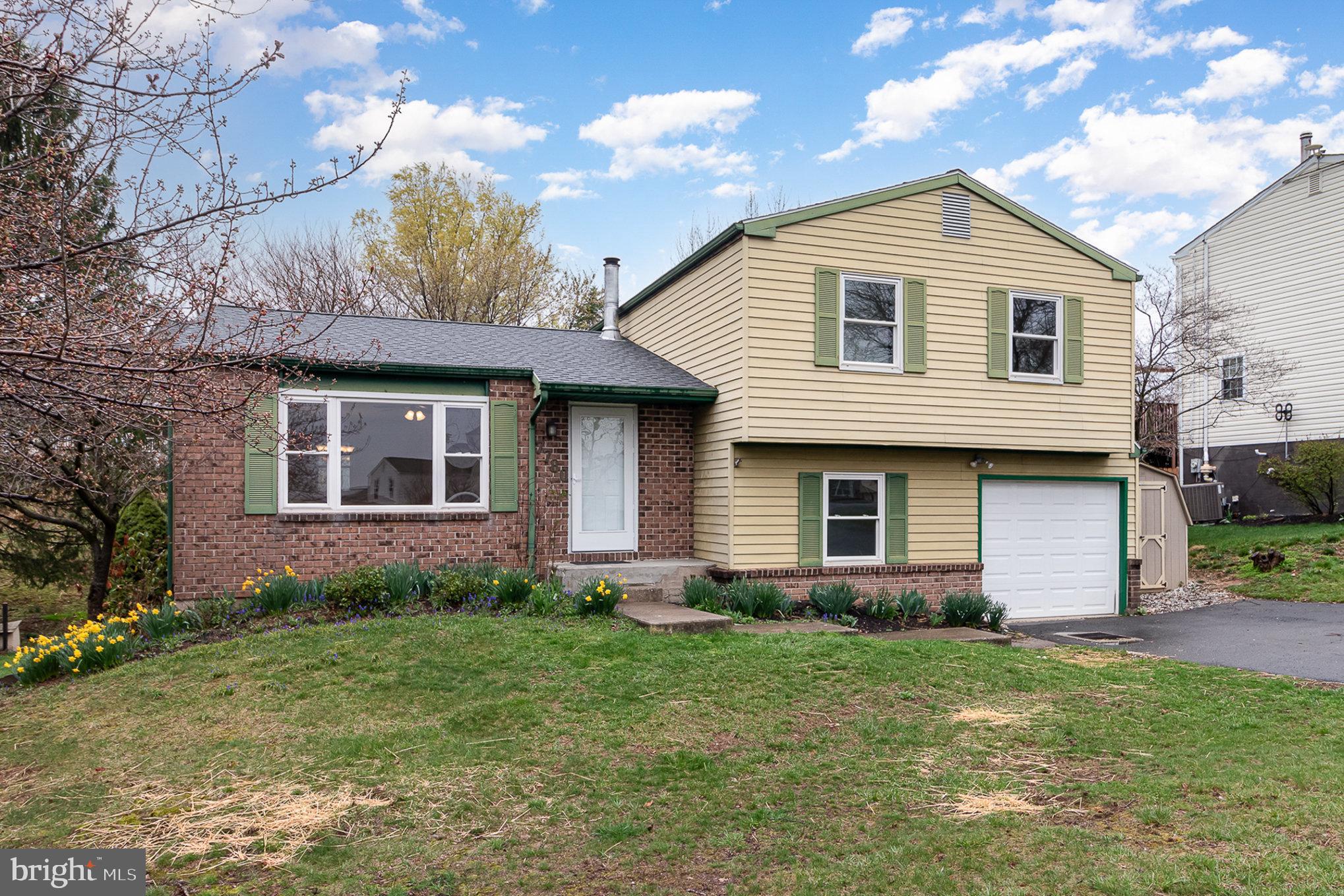 ROLLING RIDGE - Residential