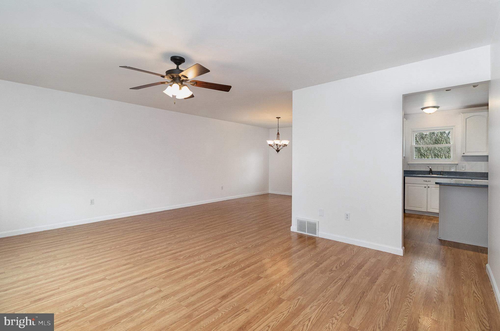 ROLLING RIDGE - Residential