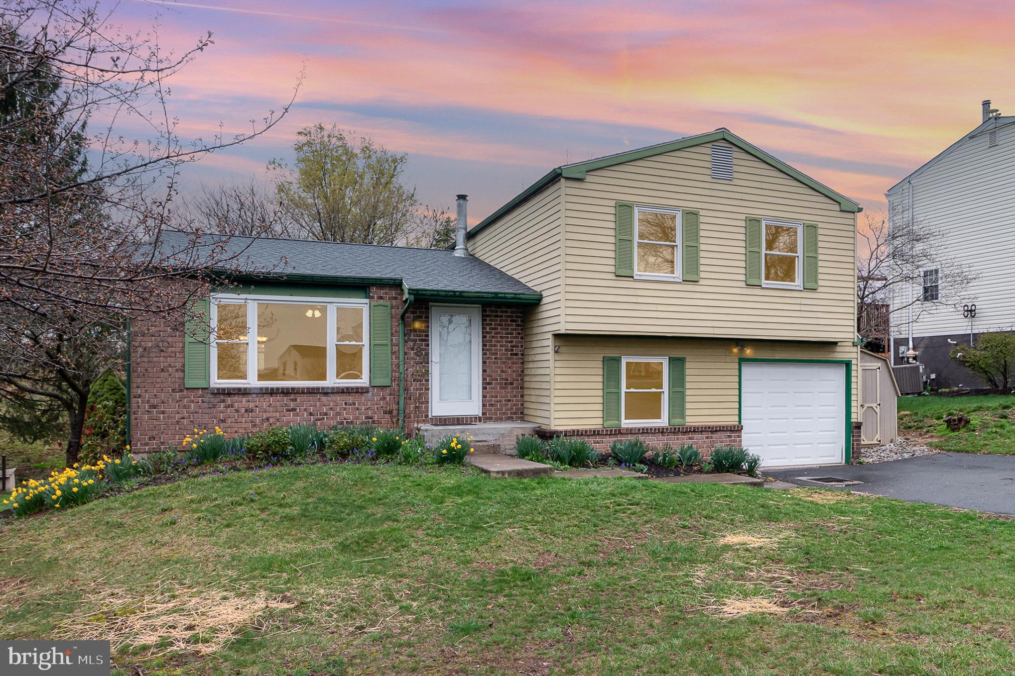 ROLLING RIDGE - Residential