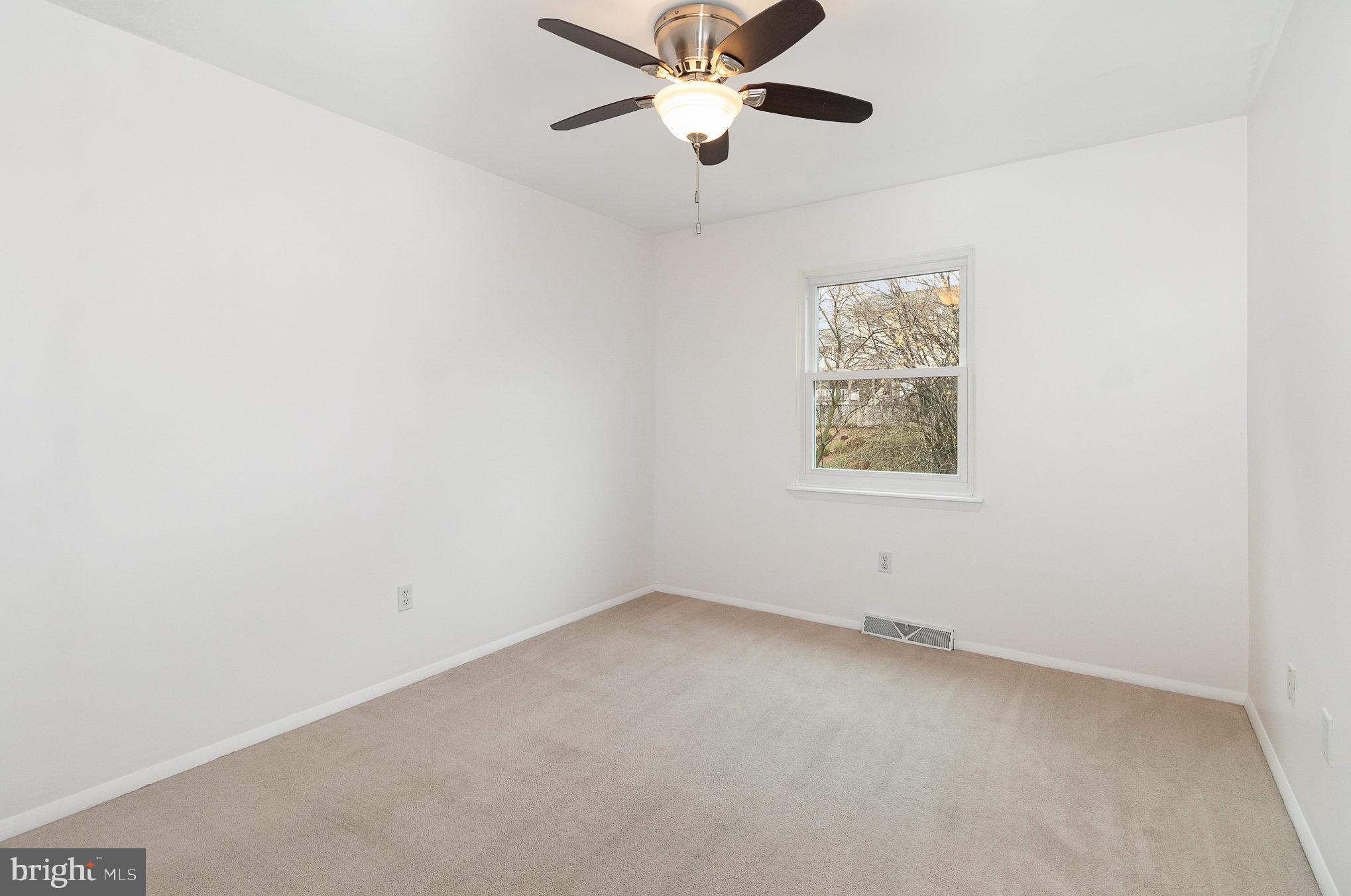 ROLLING RIDGE - Residential