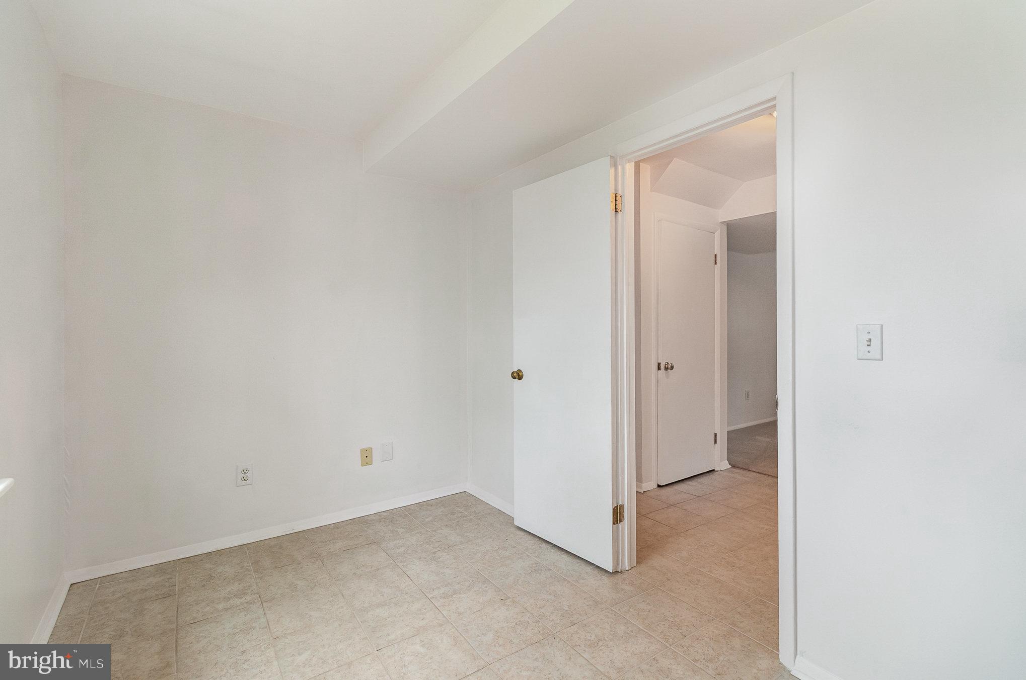 ROLLING RIDGE - Residential