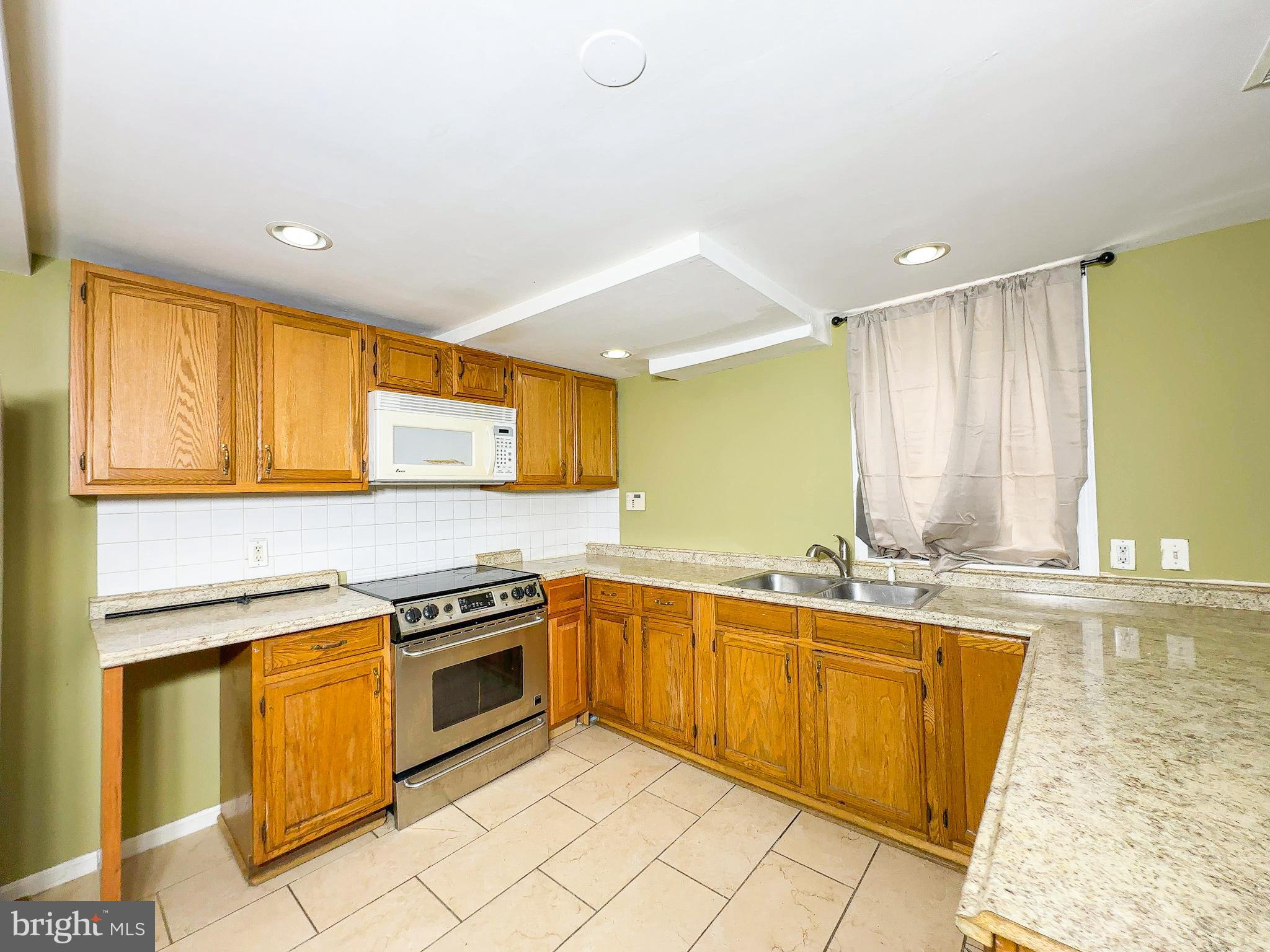 11803 DRUMMOND COURT