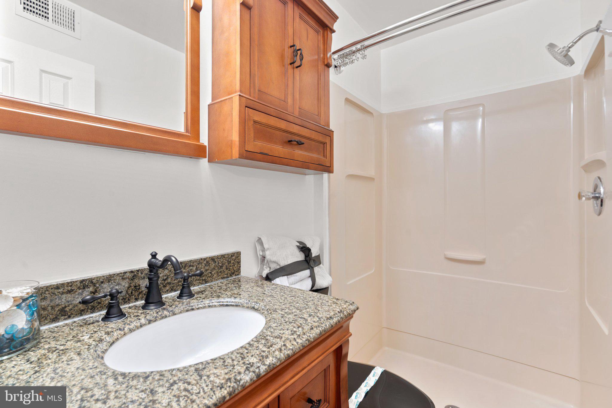 HIGHLANDS OF OLNEY - Residential