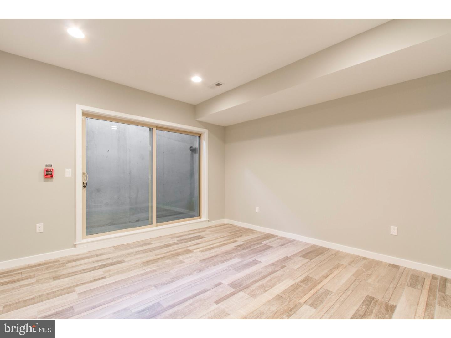 GRADUATE HOSPITAL - Residential Lease