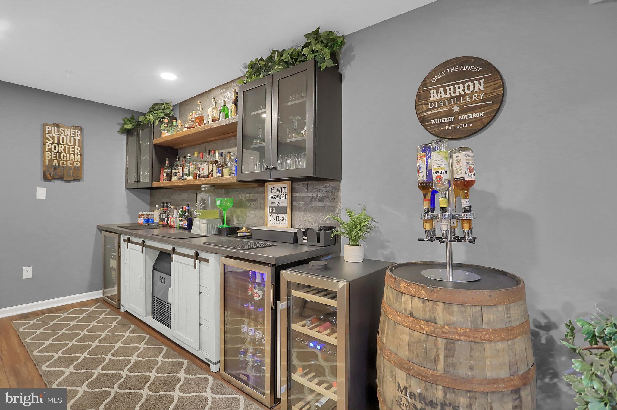 WEST FIELDS - Residential