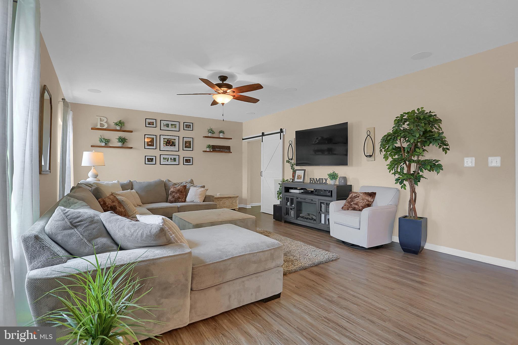 WEST FIELDS - Residential