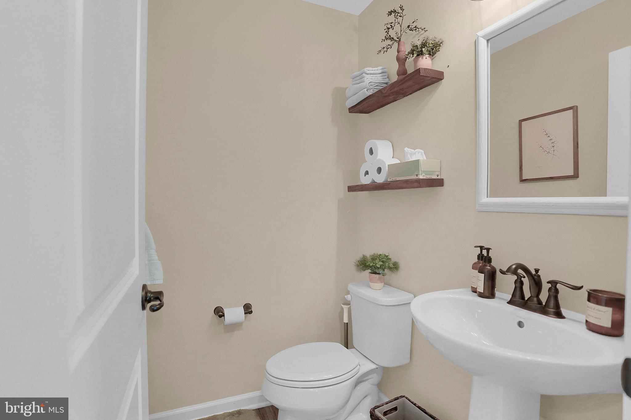 WEST FIELDS - Residential