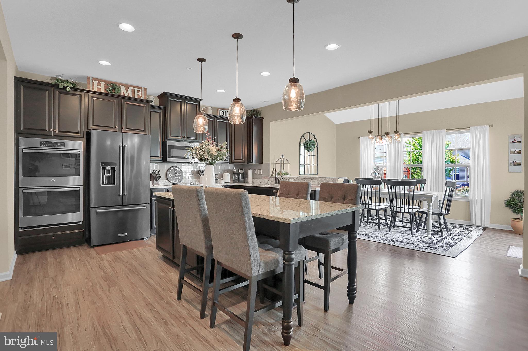 WEST FIELDS - Residential