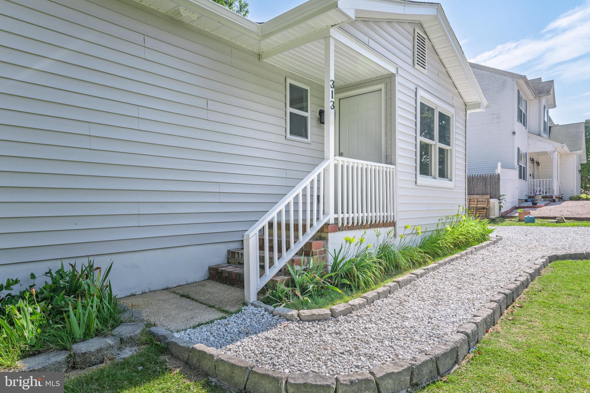 313 PRIVATEER ROAD