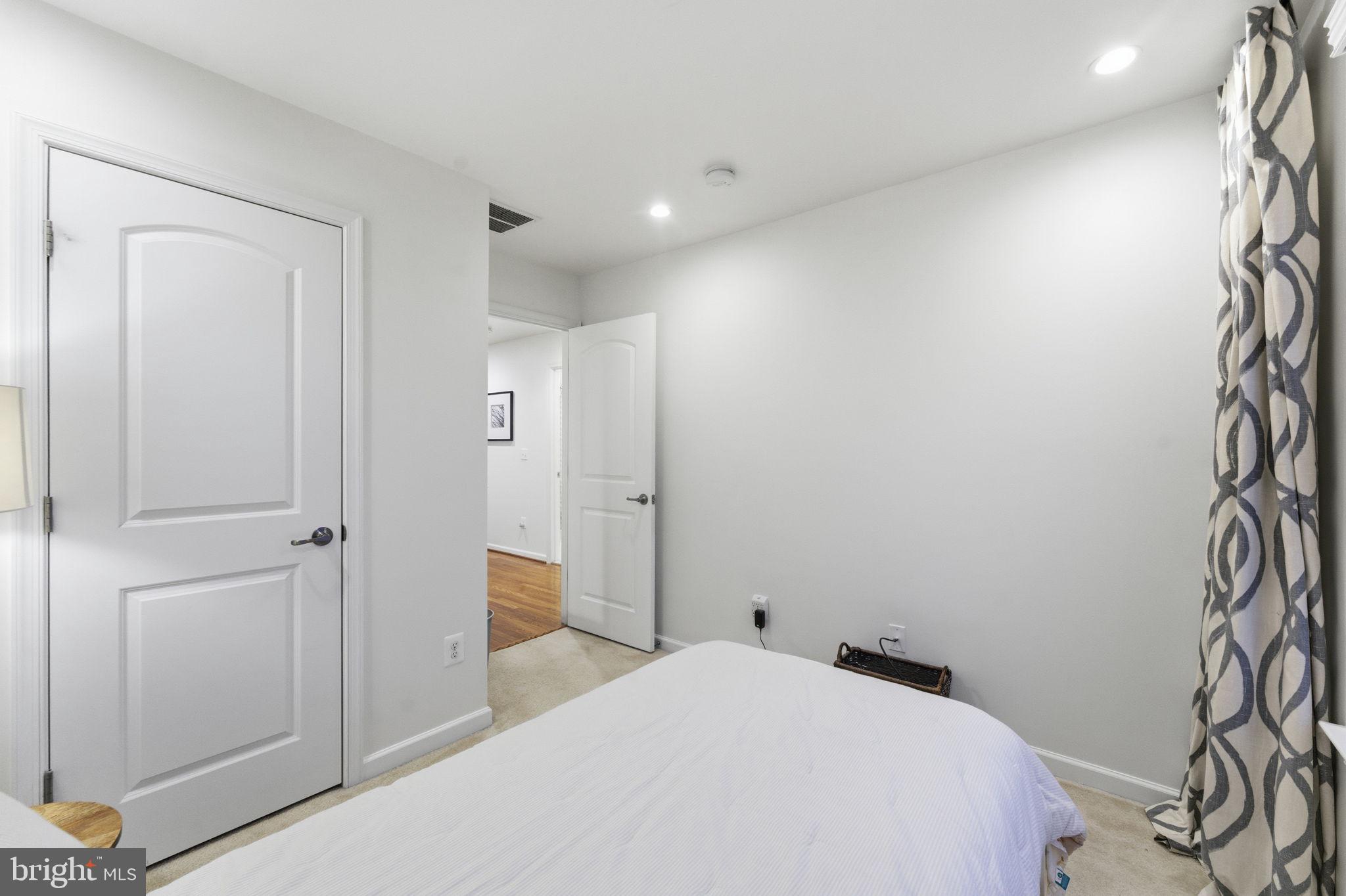 EAST GATE ONE - Residential