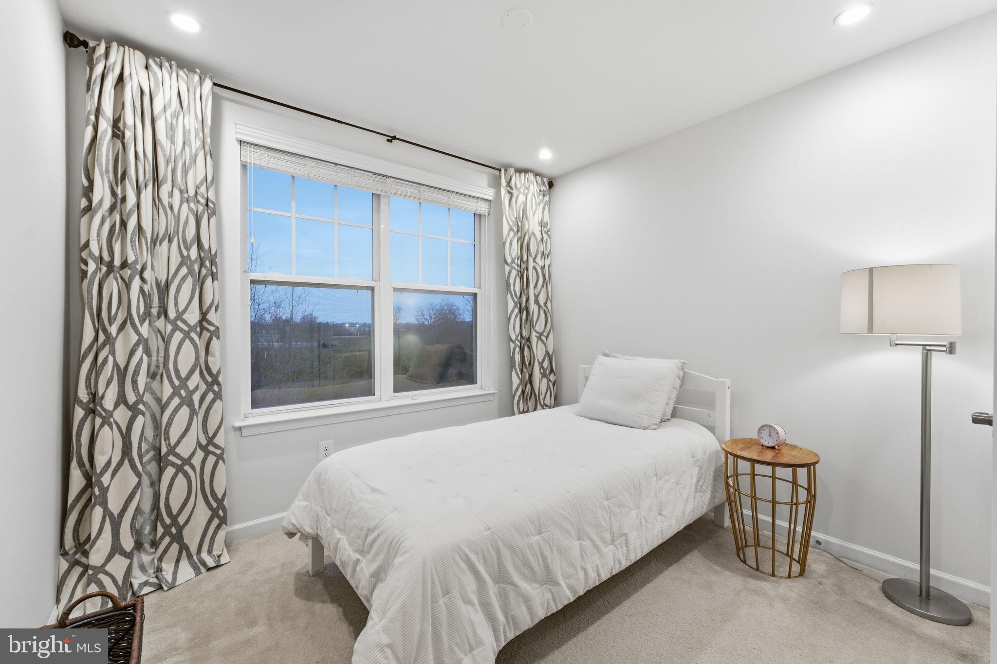 EAST GATE ONE - Residential