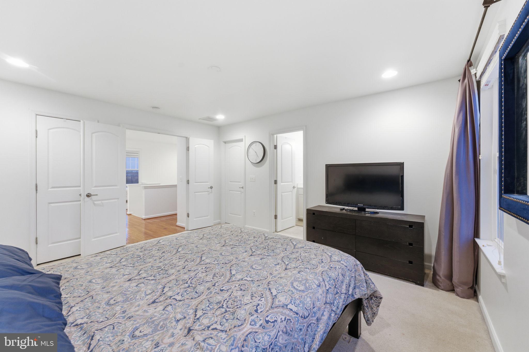 EAST GATE ONE - Residential