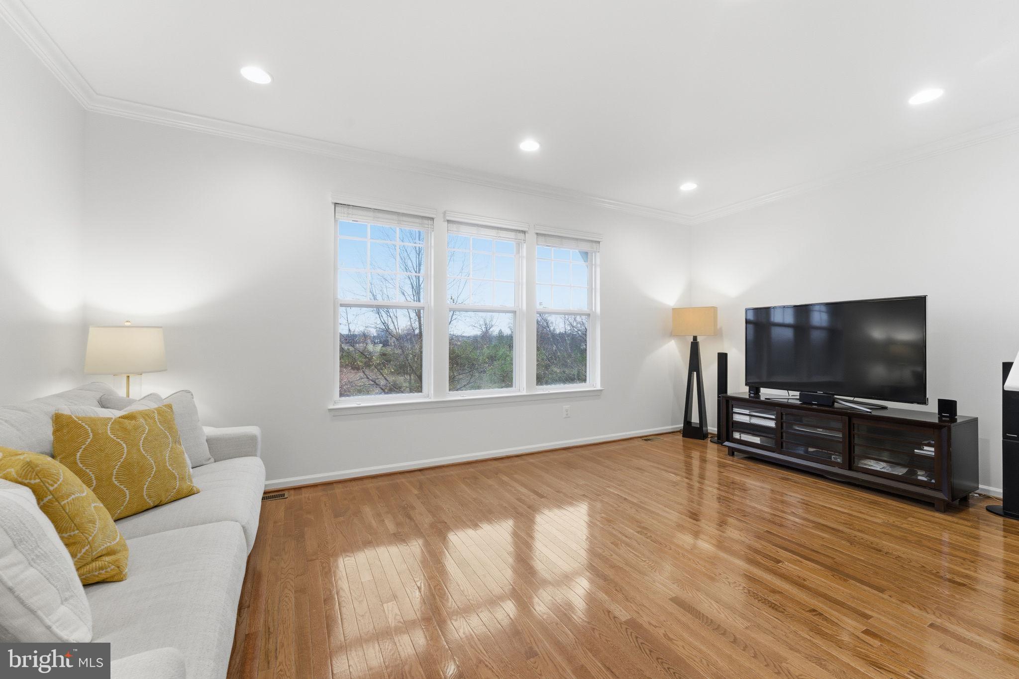 EAST GATE ONE - Residential