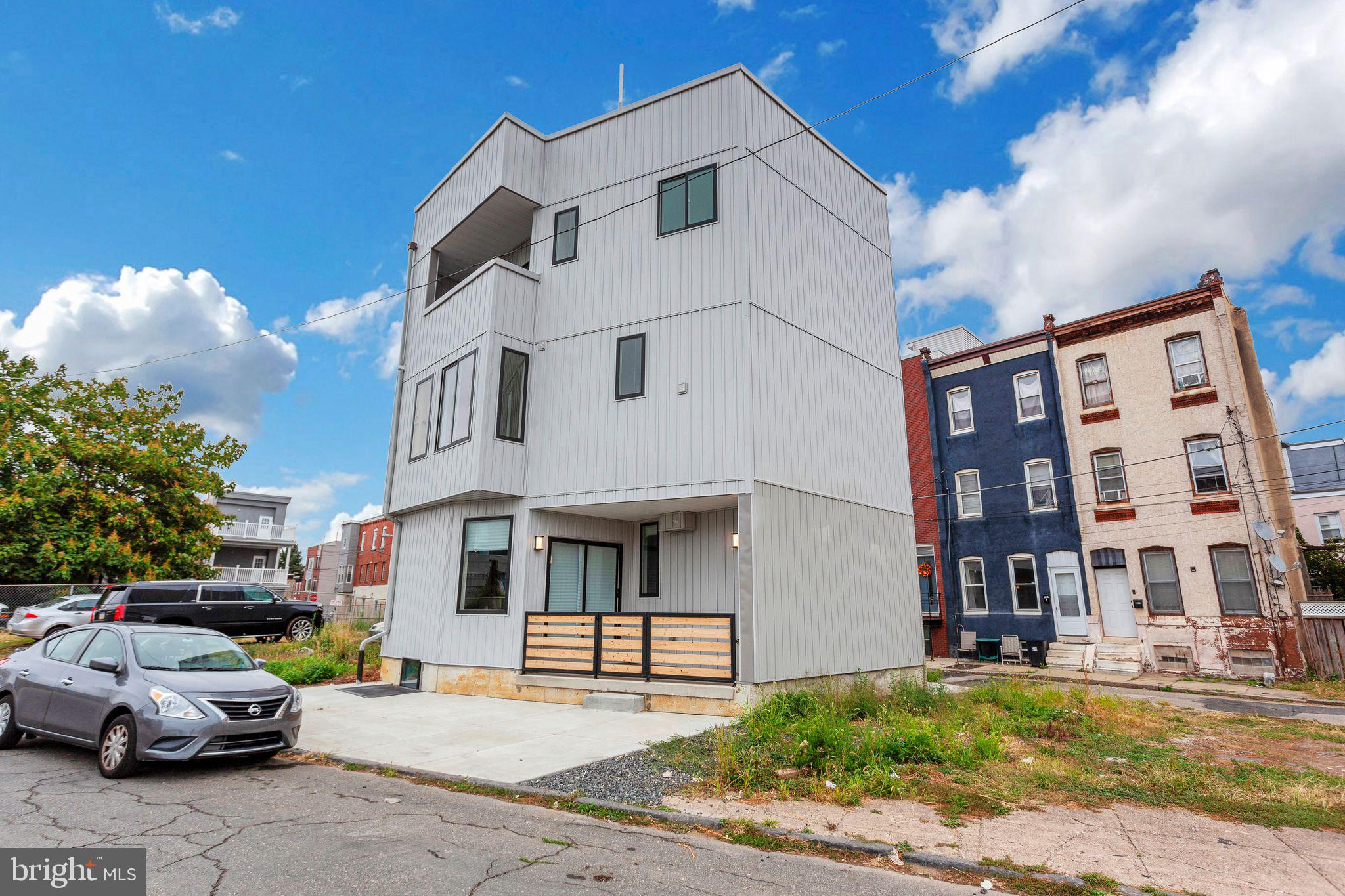 WEST KENSINGTON - Residential