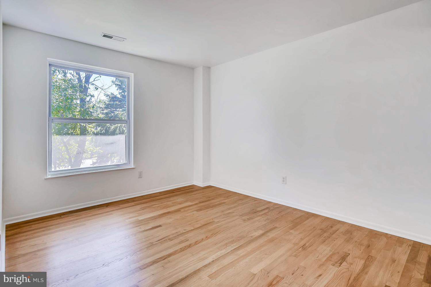 BROOKSHIRE - Residential