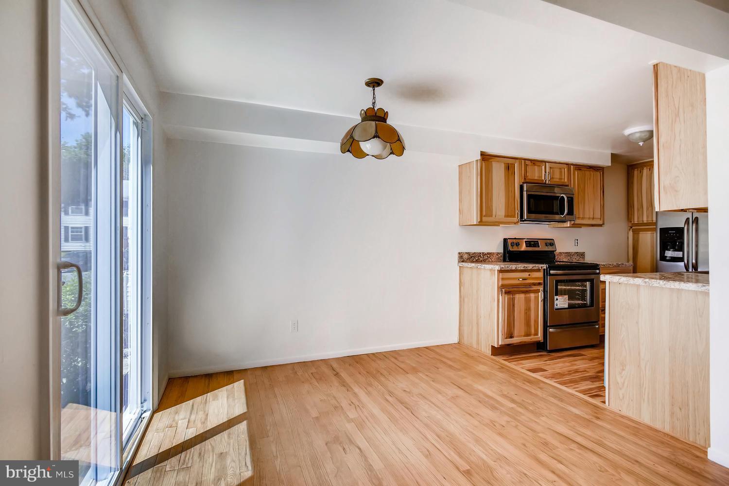 BROOKSHIRE - Residential