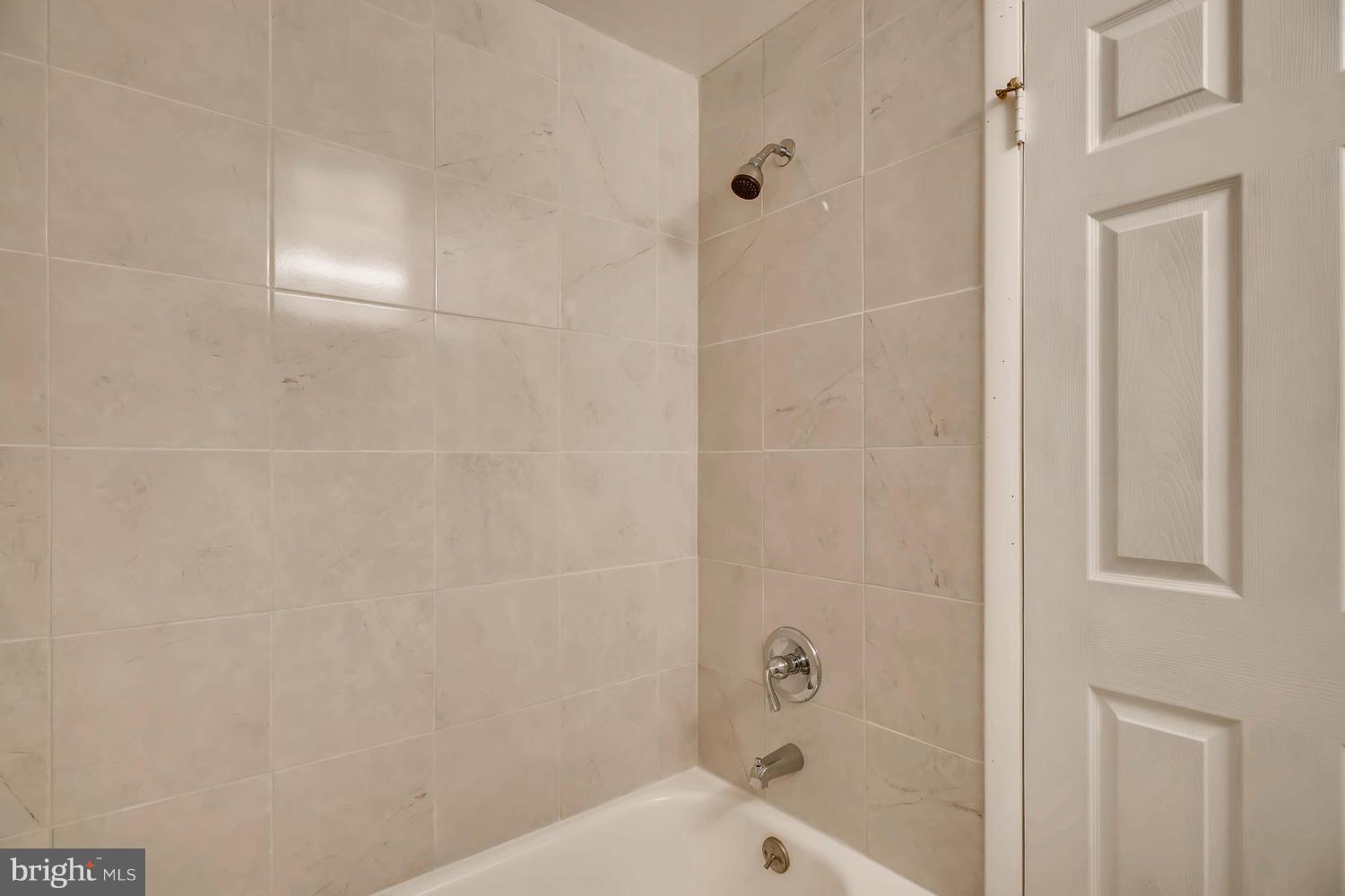 BROOKSHIRE - Residential