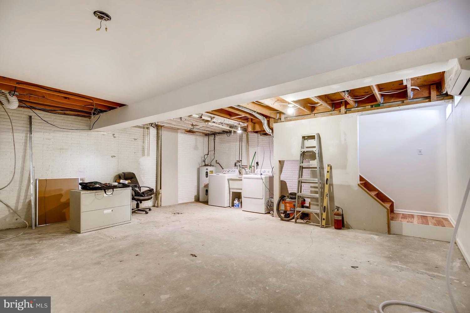 BROOKSHIRE - Residential