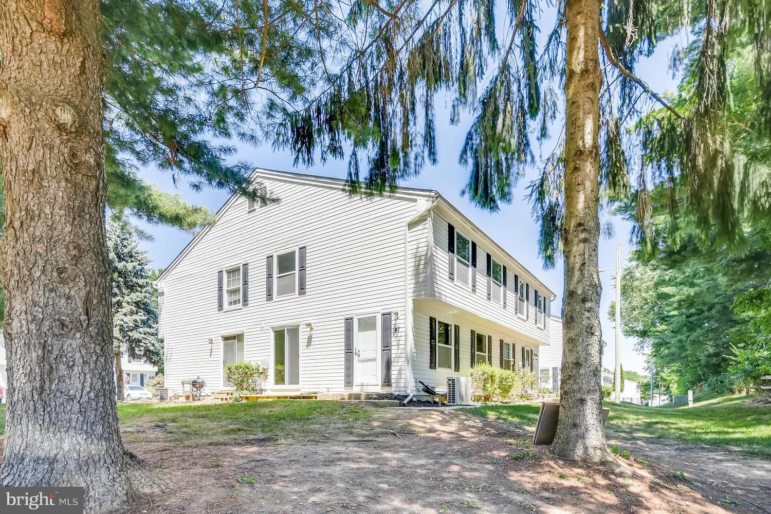 BROOKSHIRE - Residential