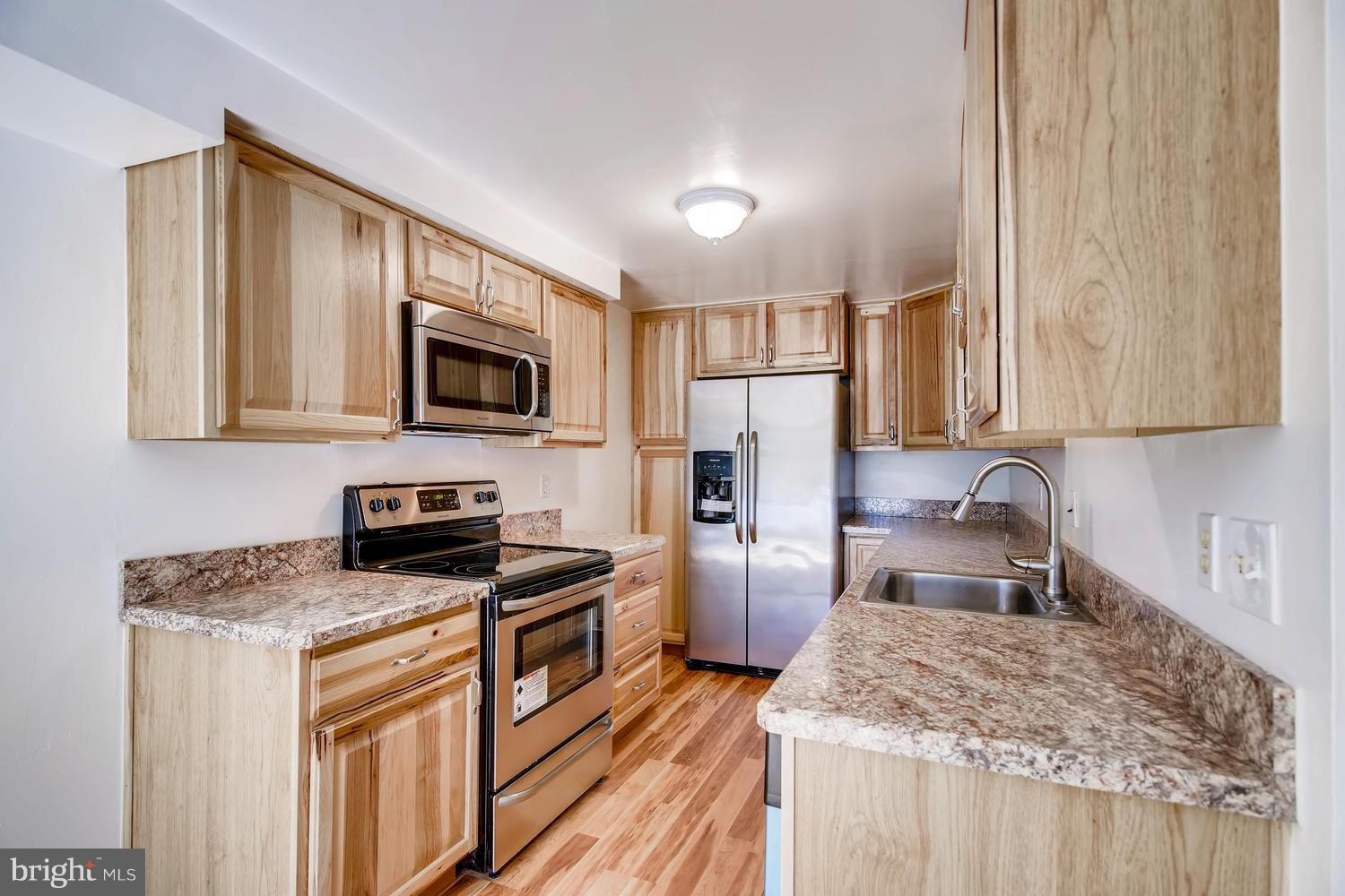 BROOKSHIRE - Residential