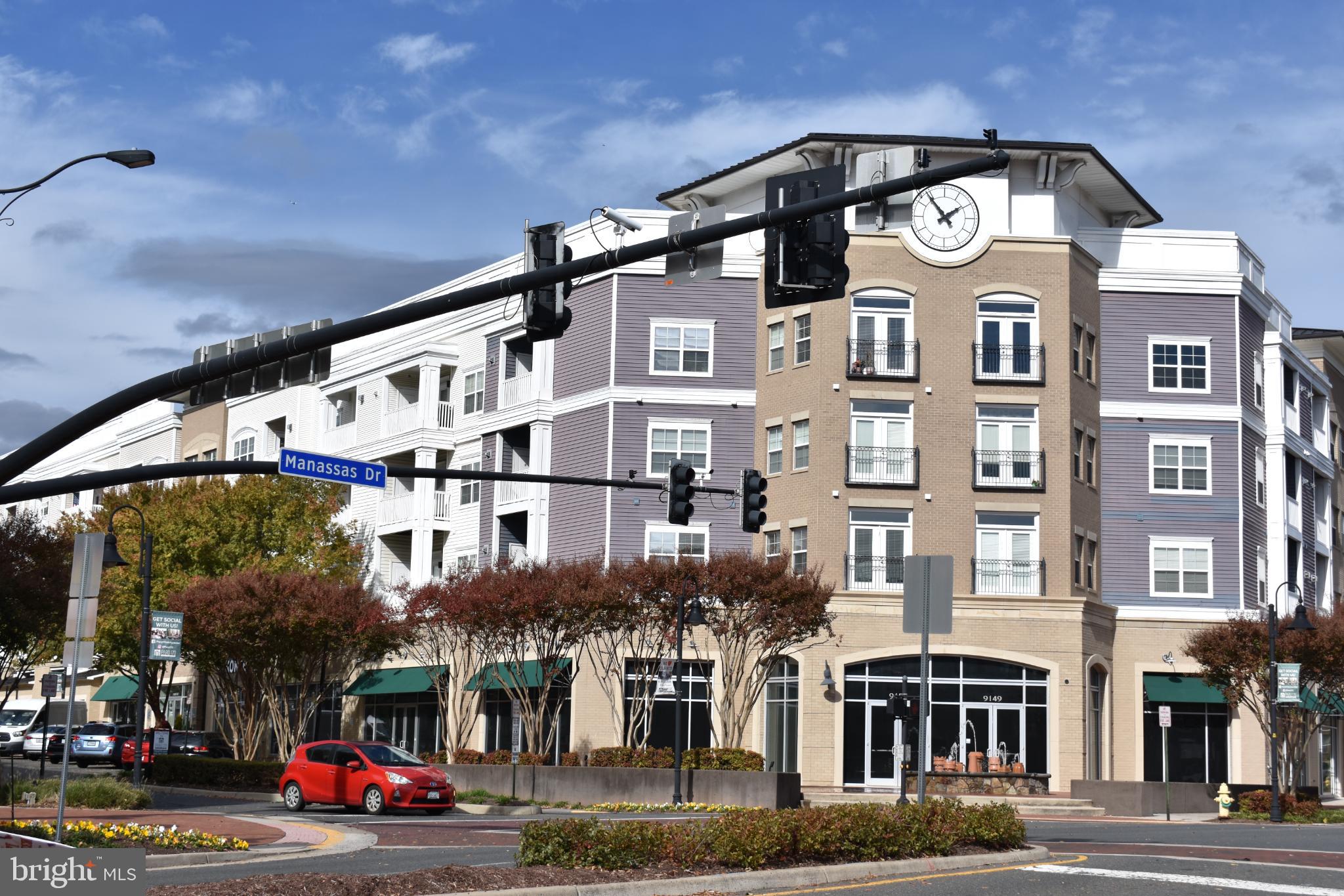 THE TOWNES CONDOMINIUM - Residential