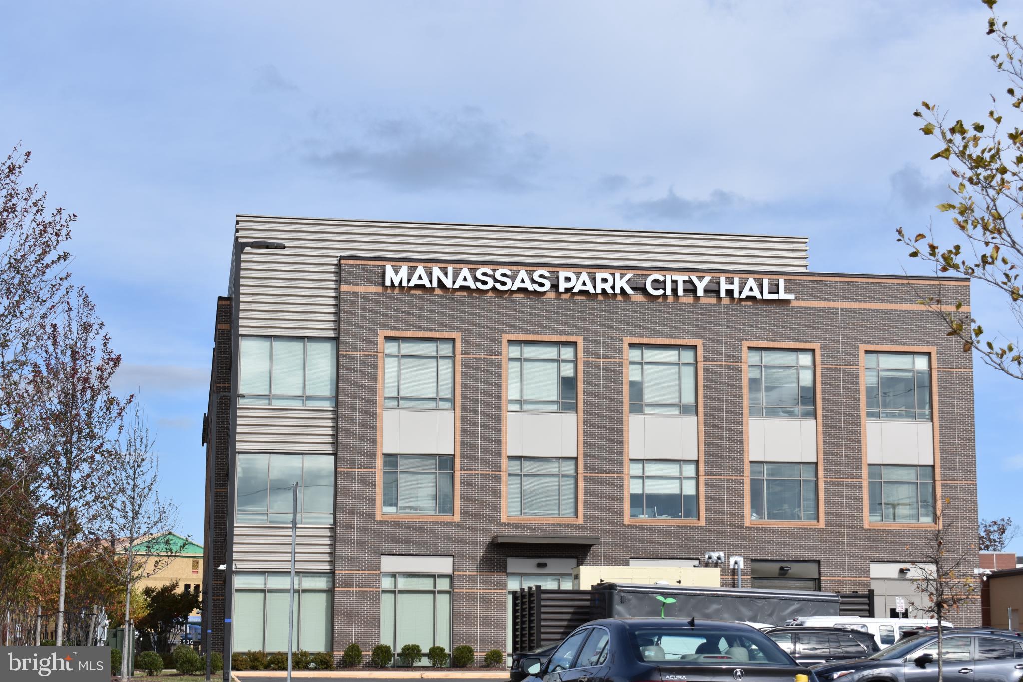 THE TOWNES CONDOMINIUM - Residential