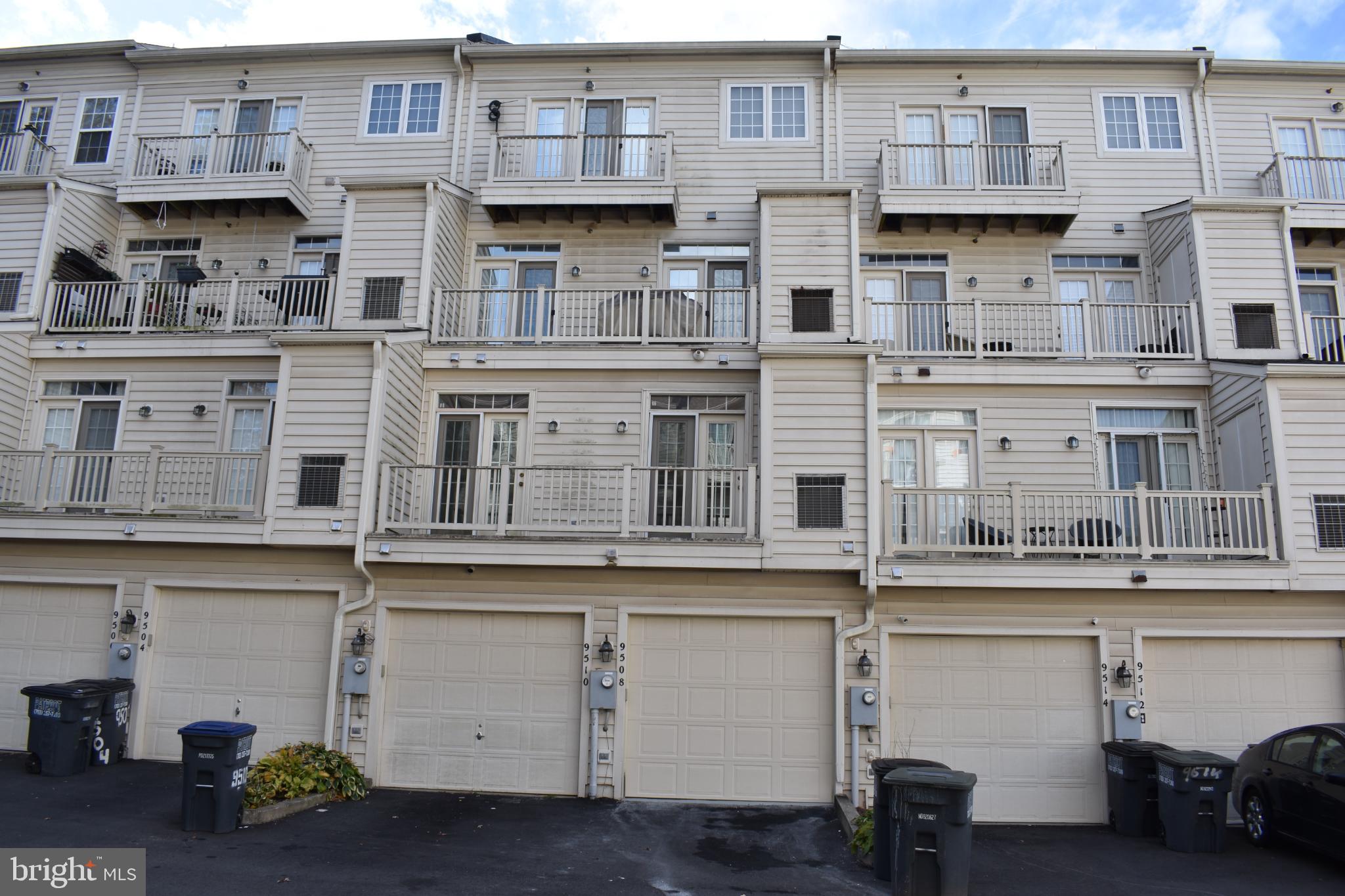 THE TOWNES CONDOMINIUM - Residential