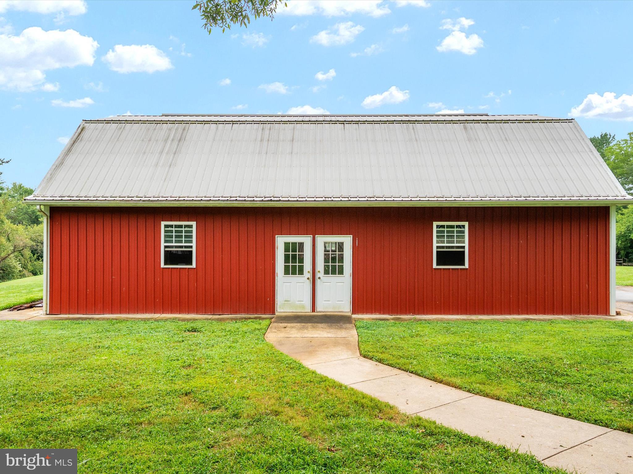 1840 DAISY ROAD