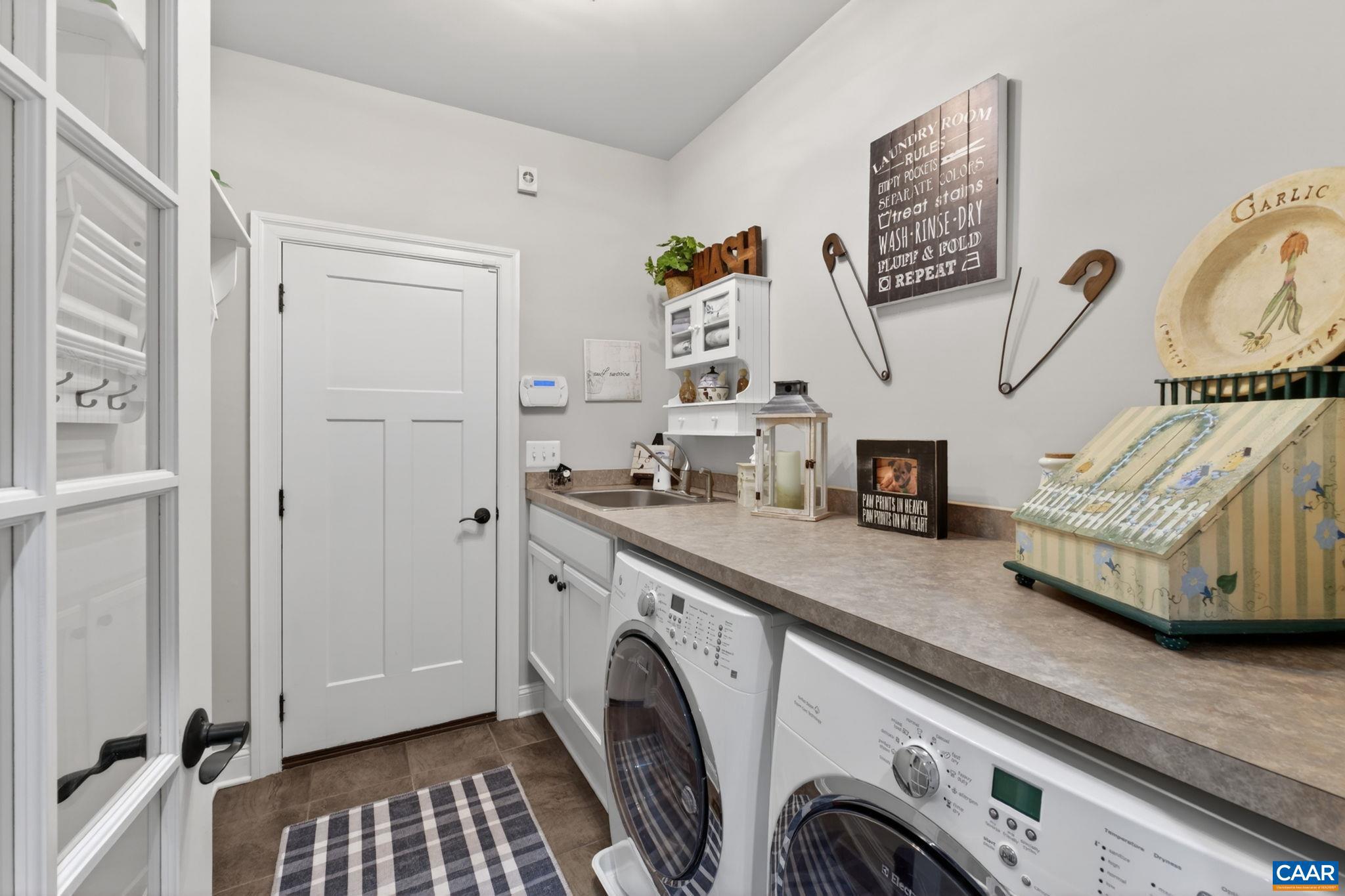 SPRING CREEK - Residential