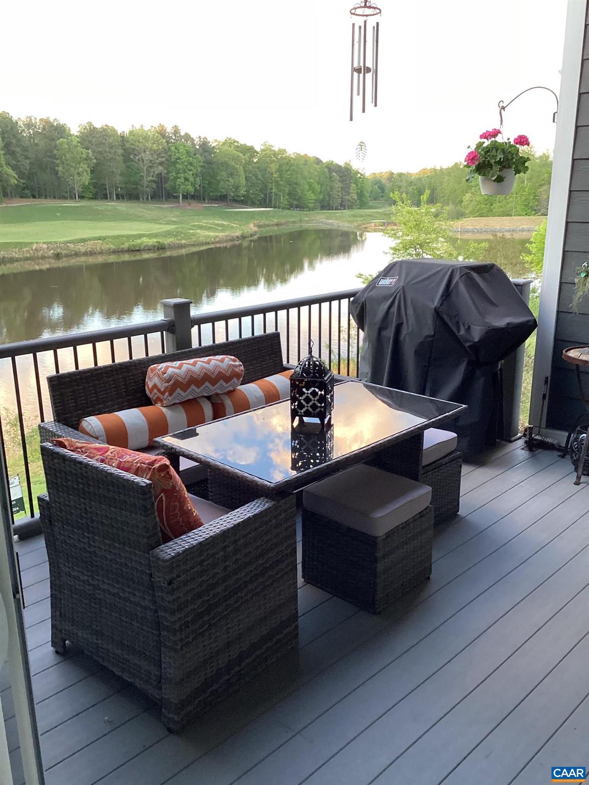 SPRING CREEK - Residential