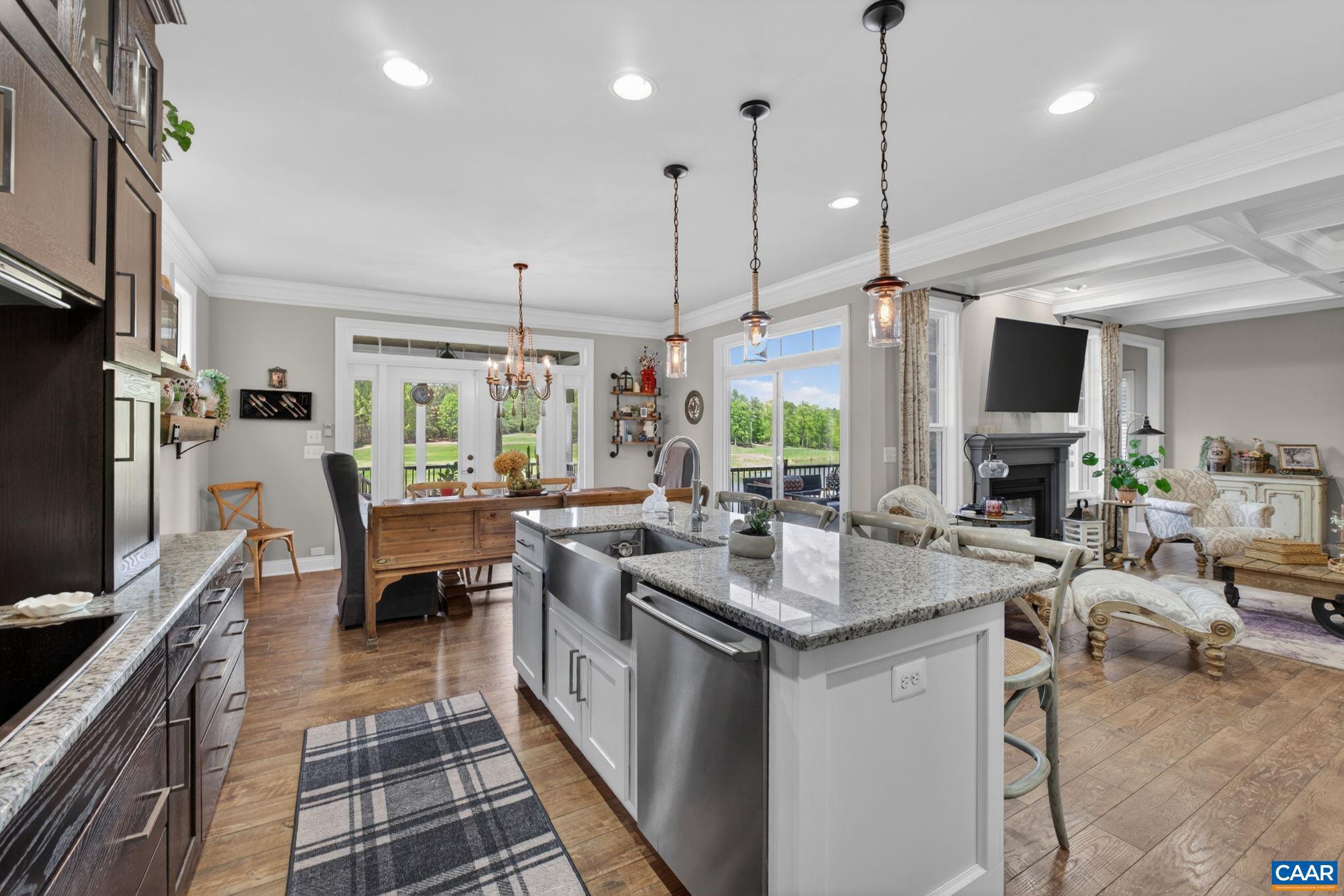 SPRING CREEK - Residential