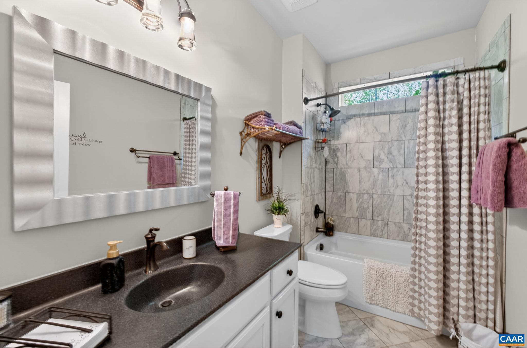 SPRING CREEK - Residential