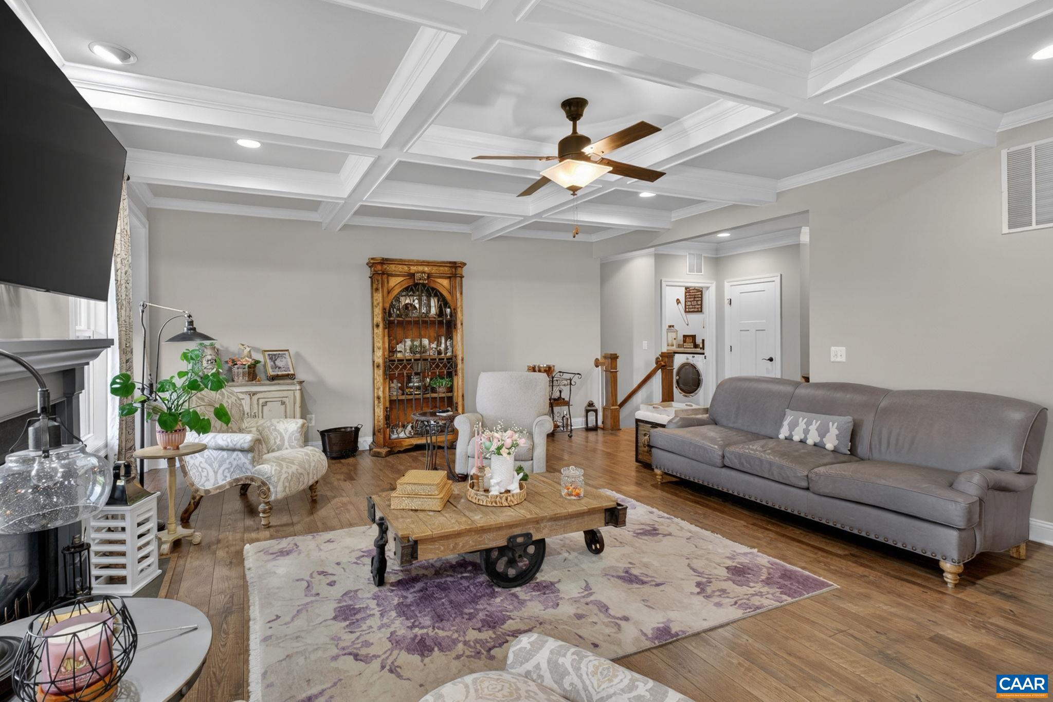 SPRING CREEK - Residential