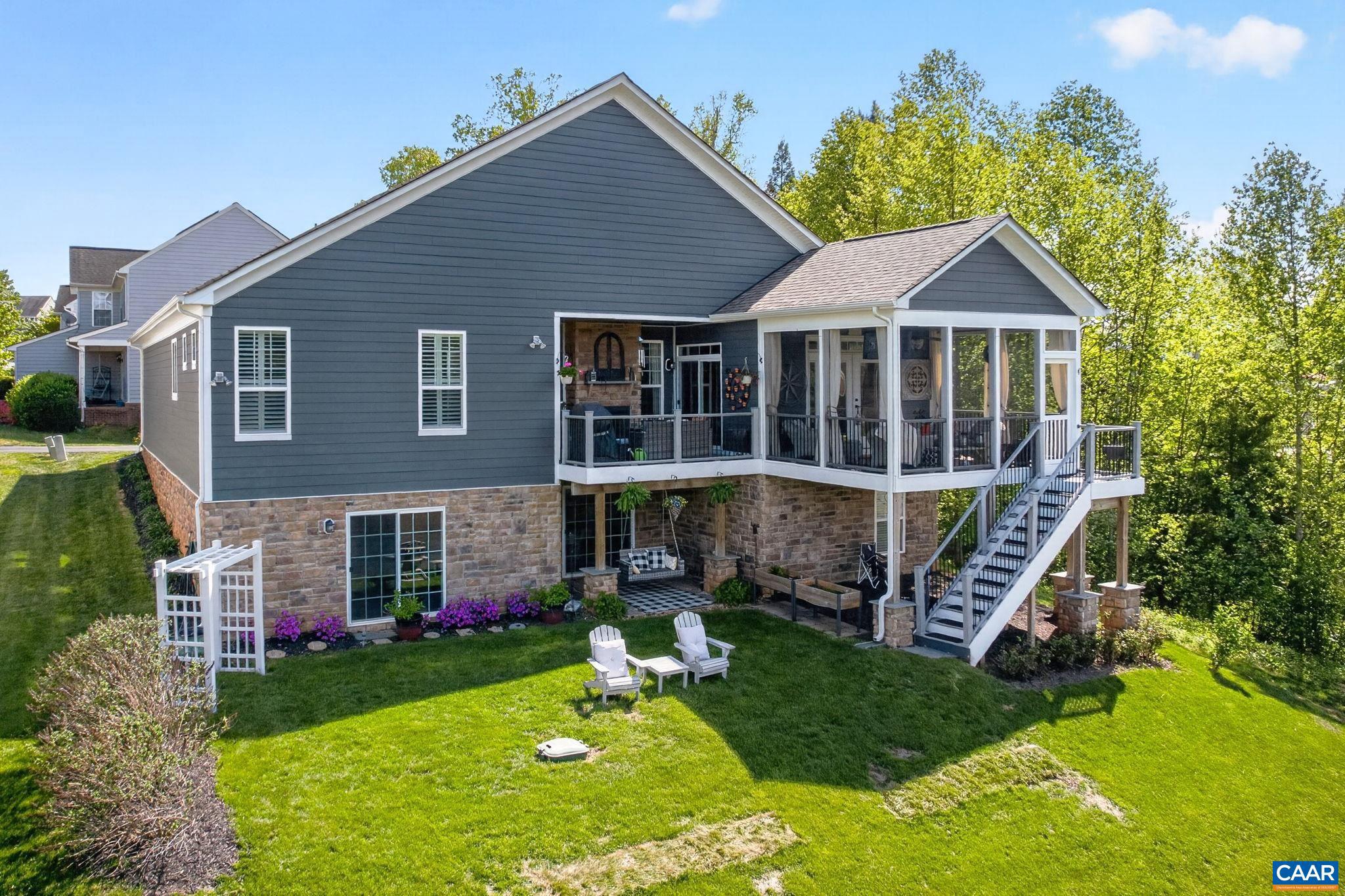 SPRING CREEK - Residential