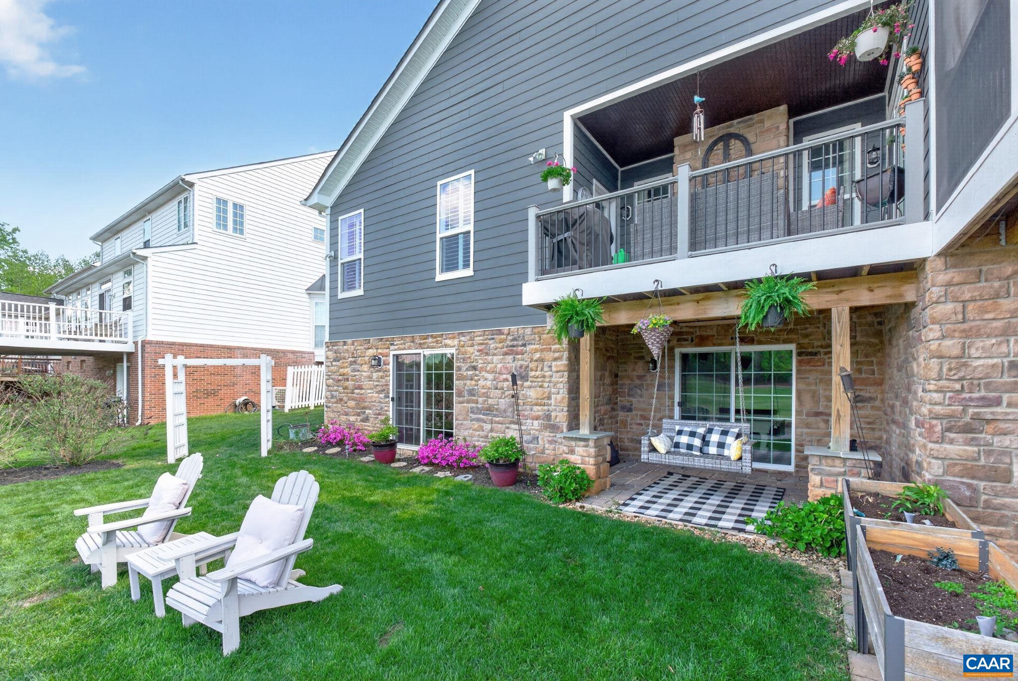 SPRING CREEK - Residential