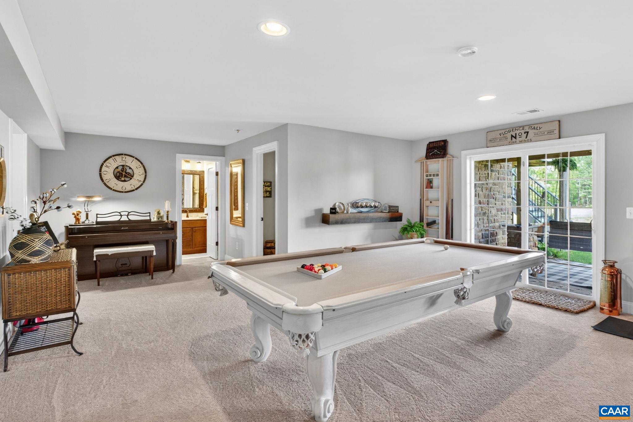 SPRING CREEK - Residential