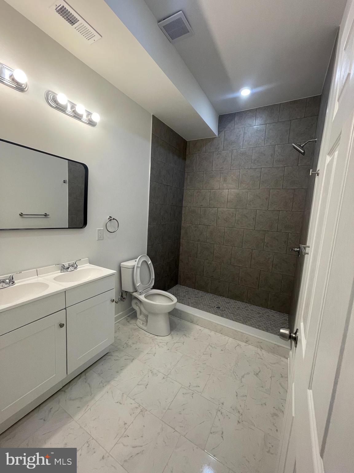 BREWERYTOWN - Residential Lease