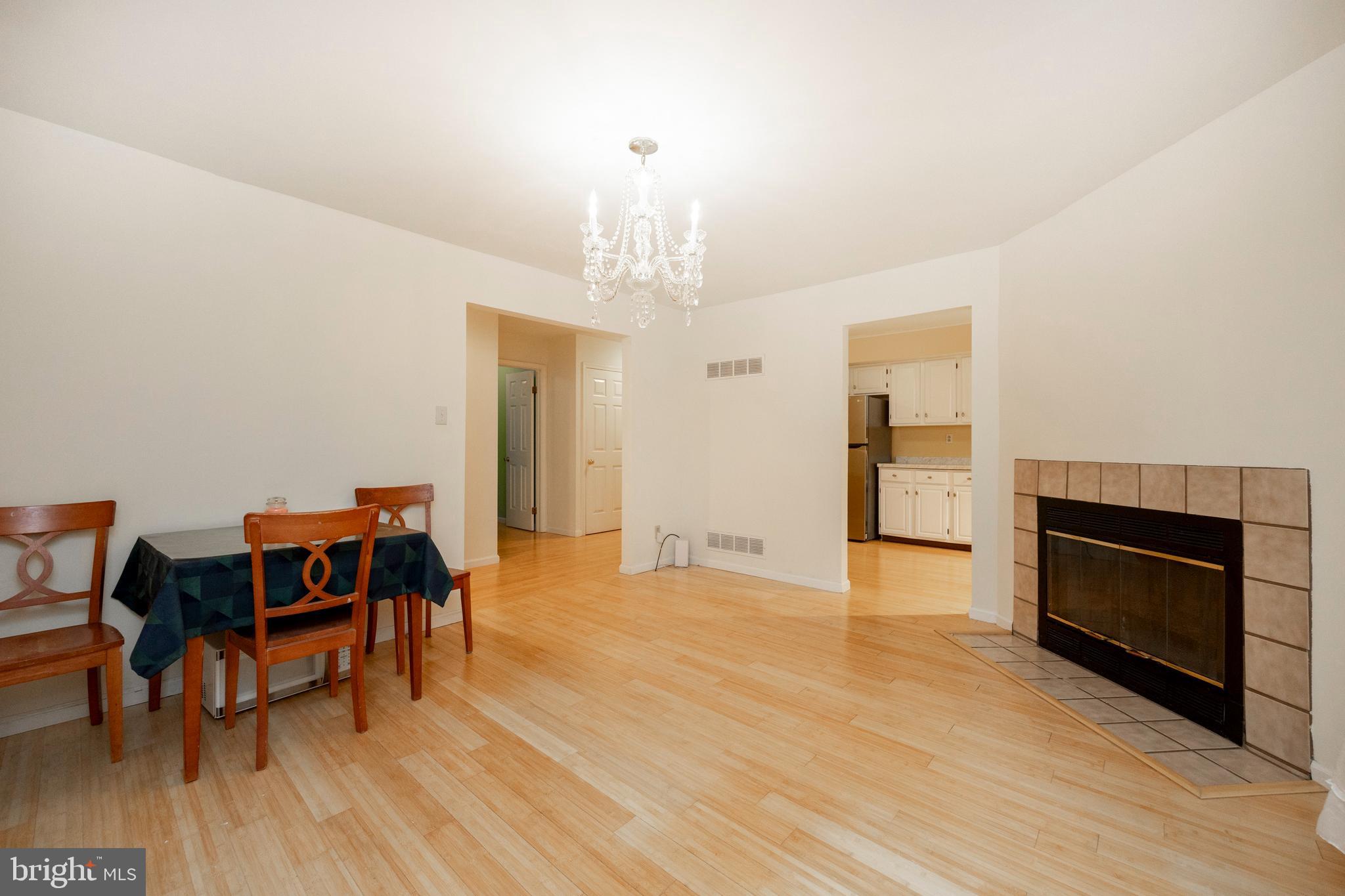 HILL CREST - Residential